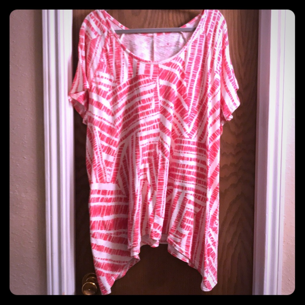 Woman within rose top size 24